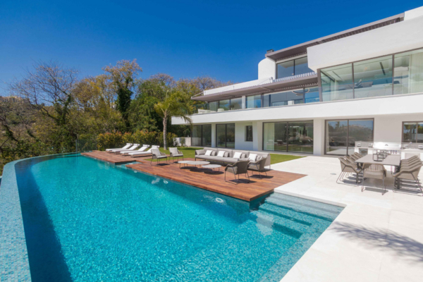 Brand new six bedroom, south facing villa with the best panoramic sea and golf views.